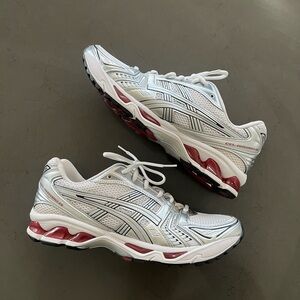 ASICS Gel Kayano 14 Pure Silver Gently Used no box 11.5mens